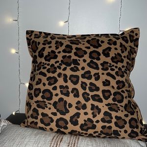 two cheetah throw pillows